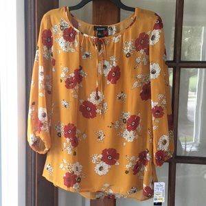 NWT Dressy fall blouse